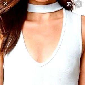 PacSun keyhole top